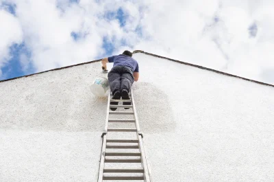 Peinture extérieure aux Ulmes — façades et ravalement